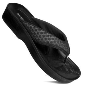 Aerosoft Chameleon Women's Thong Sandals black NWOB size 39 US8